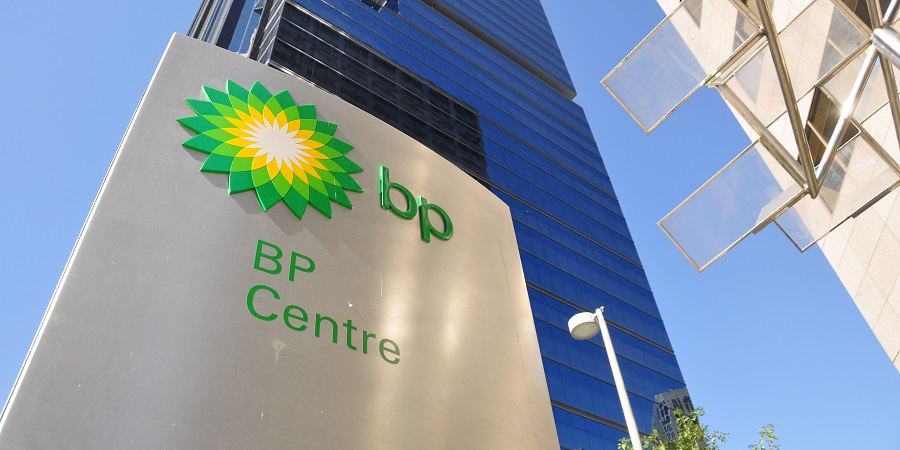 Прибыль BP обрушилась на рекордные 30%