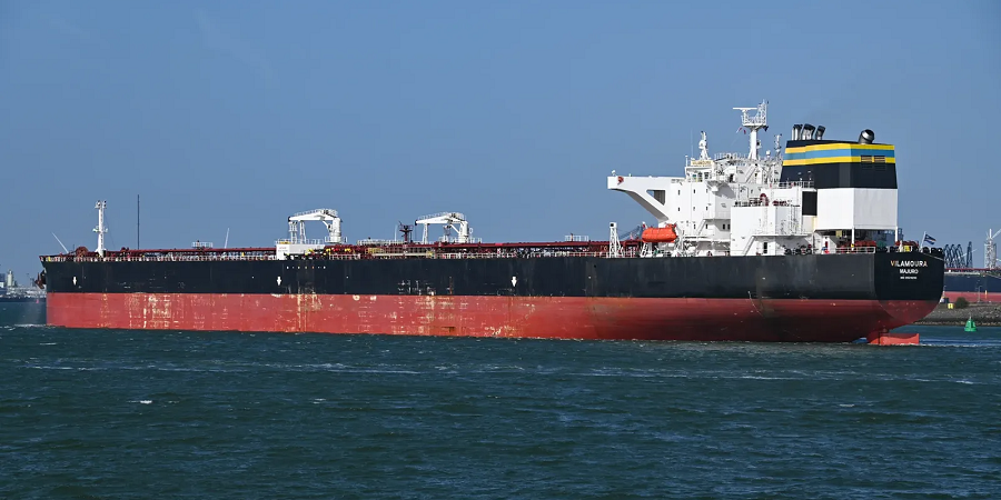 У берегов Ливии произошел взрыв на нефтеналивном танкере