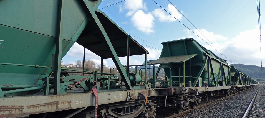 Погрузка на сети РЖД в феврале 2026 г. сократилась на 3,2%