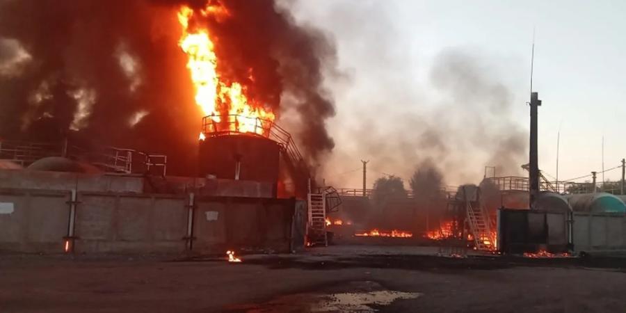 НПЗ ЛУКОЙЛа в Волгограде атаковал беспилотник. Пожар потушен