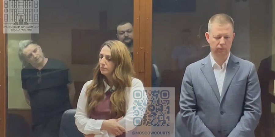 Двум менеджерам Россетей вынесли приговор за взятку в особо крупном размере