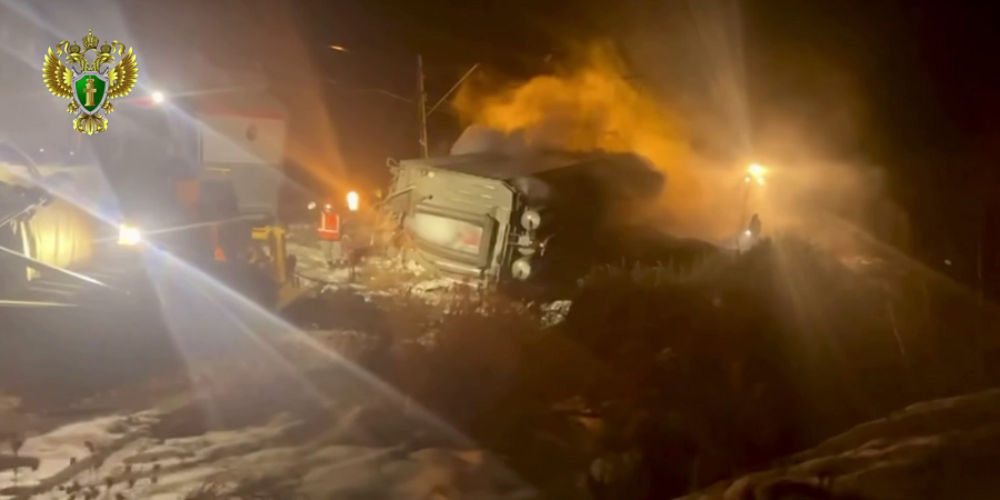 Девять вагонов с углем сошли с рельсов в Иркутской области