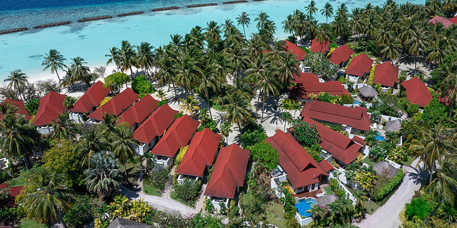 Путешествие к акулам и знакомство с подводной фауной на курорте Kurumba Maldives
