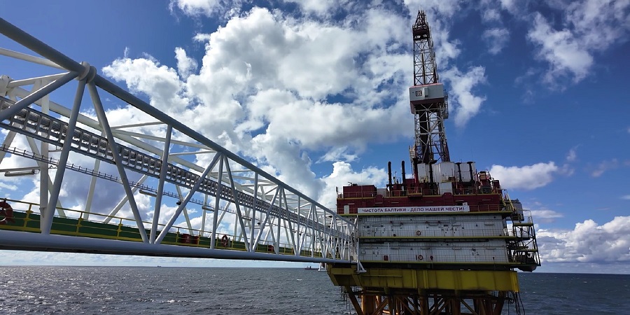ЛУКОЙЛ начал бурение на месторождении D33 в Балтийском море