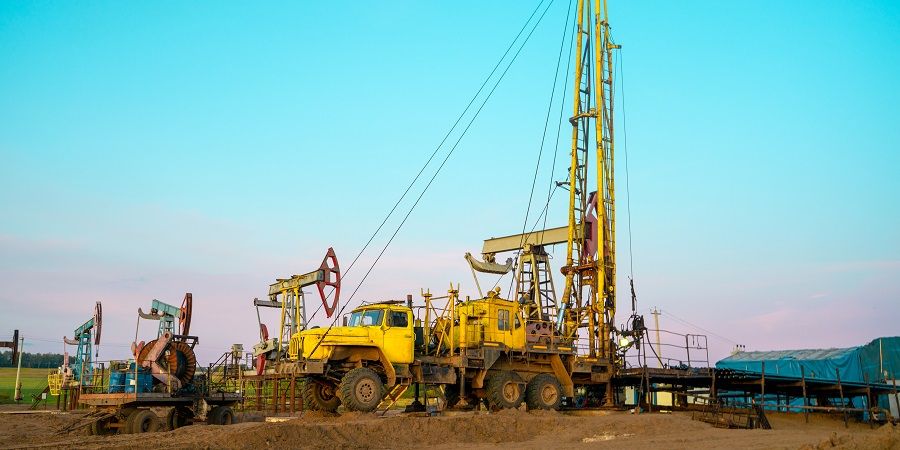 ЛУКОЙЛ собирает нефтесервис? Спецпромсервис стал владельцем Мастернефть-Сервиса