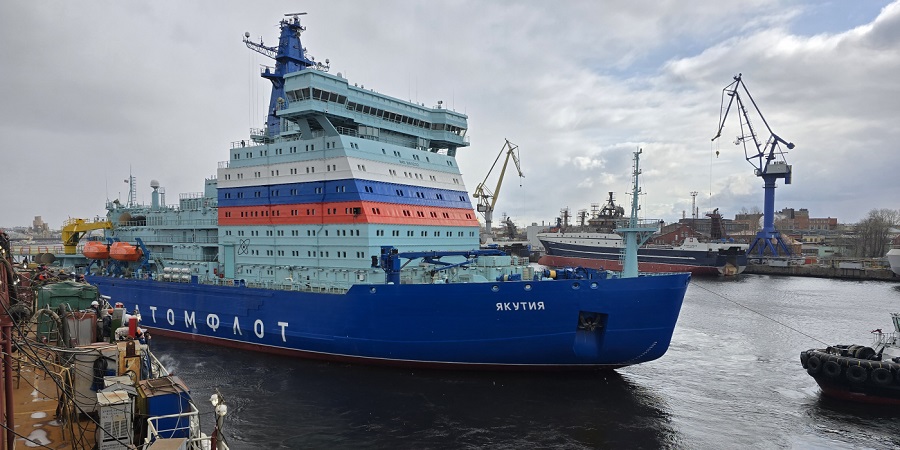 Атомный ледокол Якутия покинул завод ОСК и направляется в Мурманск