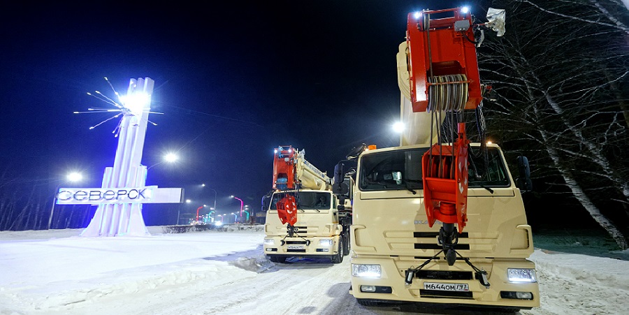 Появились первые российские специальные автокраны для перемещения радиоактивных материалов