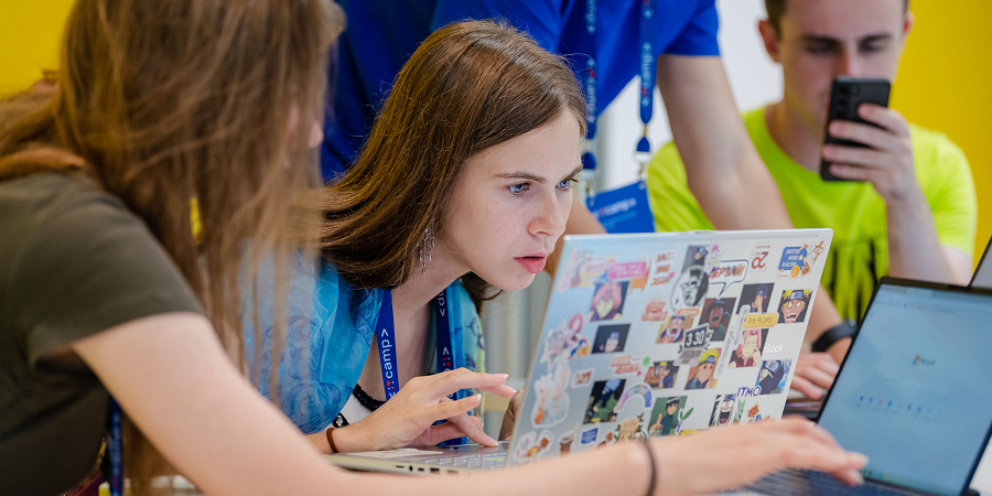 Студенты из Петербурга и Ярославля победили в чемпионате по ИИ в промышленности 