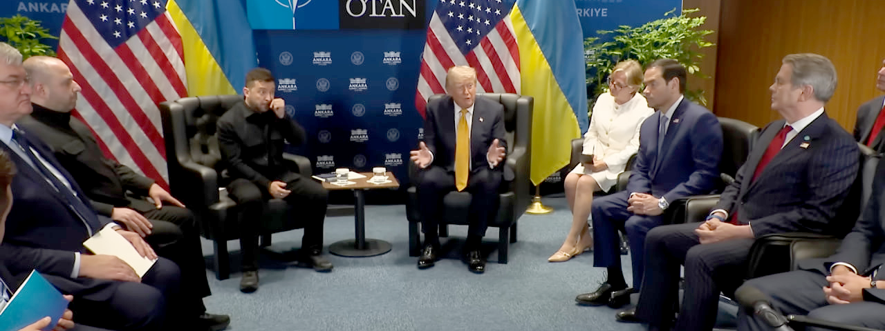 Эскалация для урегулирования? Д. Трамп назвал удары Украины по НПЗ России возможным путем к завершению конфликта