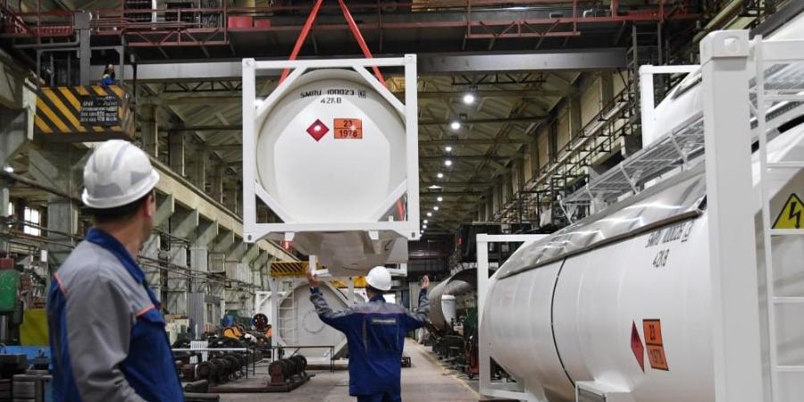 Уралкриомаш отгрузил первую партию контейнеров-цистерн СУГ для Газпром гелий сервиса