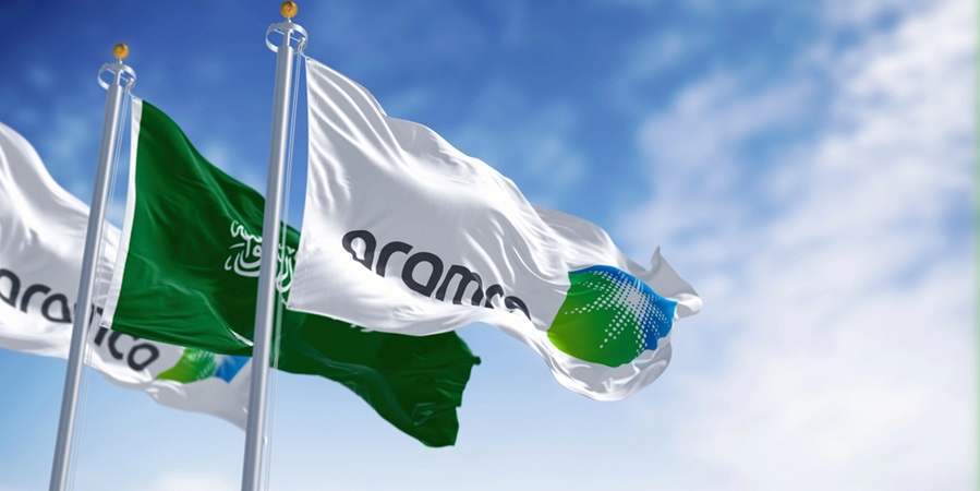 Saudi Aramco в апреле повышает цены на нефть для Азии