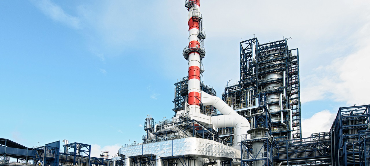 Газпром нефть увеличила переработку нефти до рекордных 44 млн тонн в 2025 году