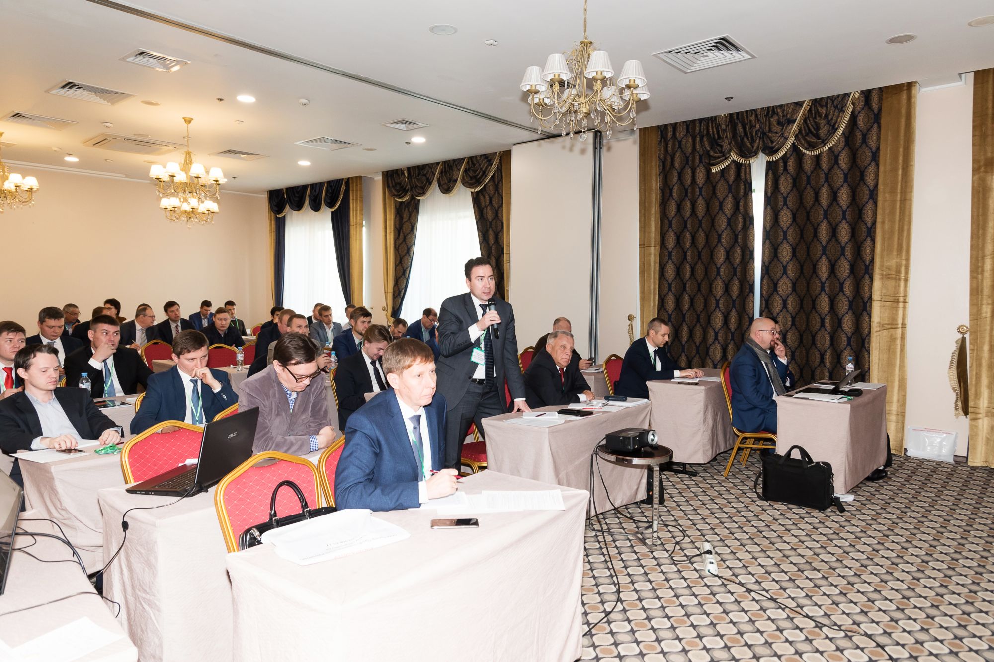 Пример выступления на конференции. Готовиться конференции. Студенческий съезд. Зал для конференций. Пример выступления на конференции.
