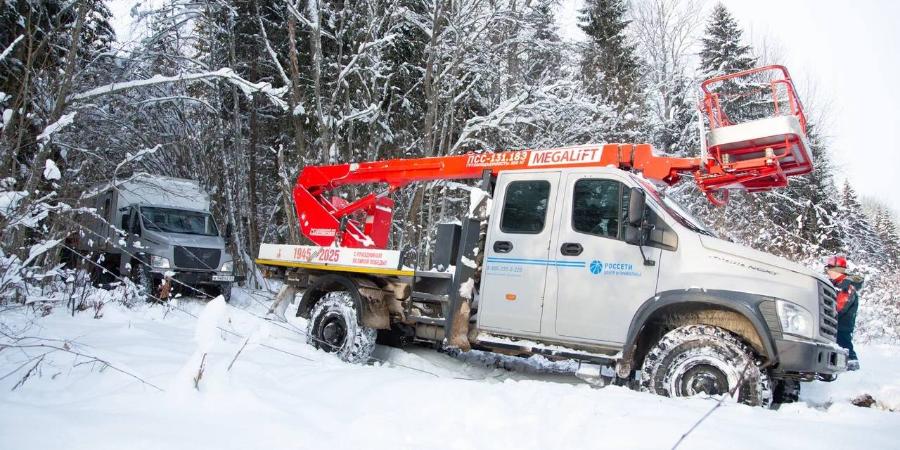 Снегопады и последствия атак. Россети работают в усиленном режиме для восстановления электроснабжения в Центральной России