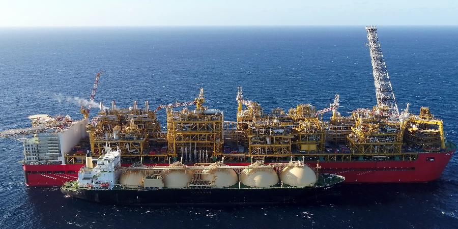 Производство СПГ на плавучем заводе Prelude FLNG остановлено из-за пожара