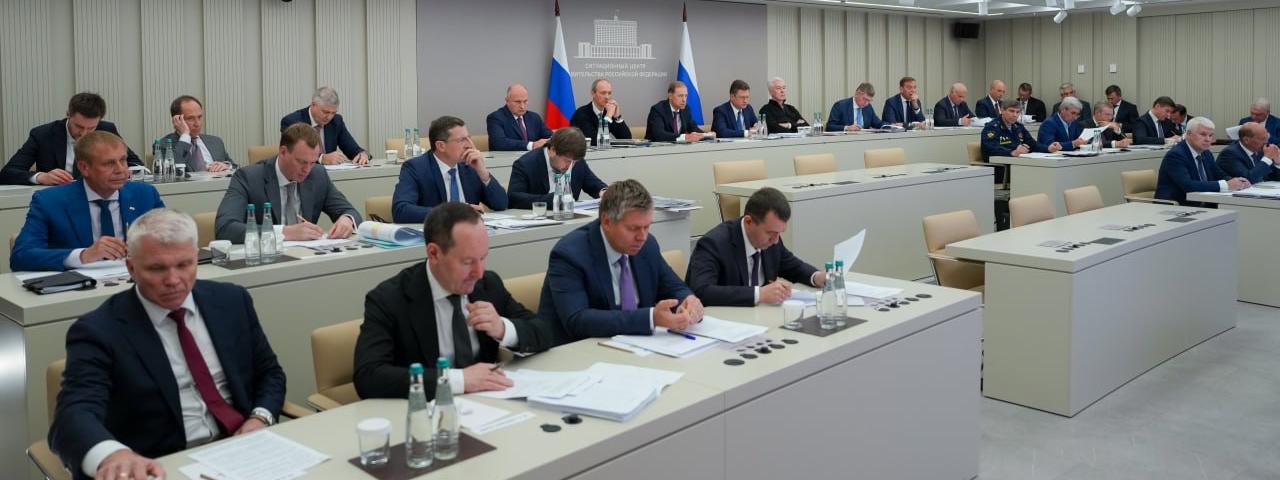 Правительство РФ поручило усилить защиту НПЗ и доделать цифровую систему мониторинга топливного рынка