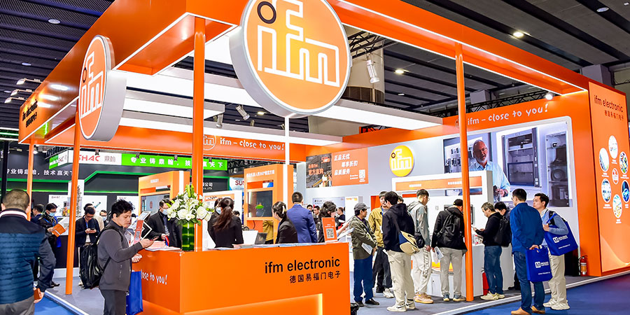 ADE1048.jpg ADE1048.jpg