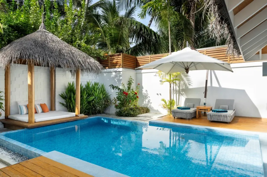 900_batch_Pool-Villa_Pool_Sala.jpg