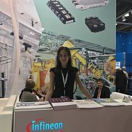 Стенд компании infineon