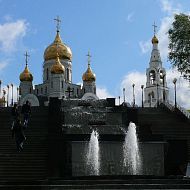 Храм Воскресения Христова и часовня. Ханты-Мансийск