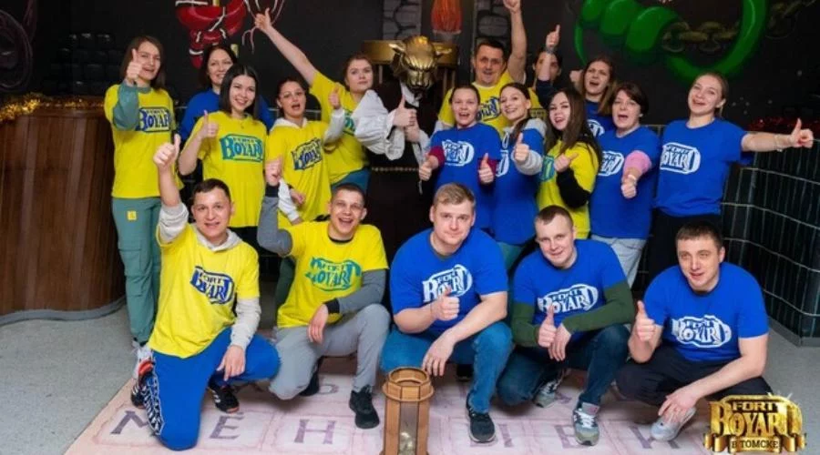 Загадки от мэтра, битва подушками и экстремальная дженга: в Томском филиале Сибирской Сервисной Компании состоялось посвящение в молодые специалисты