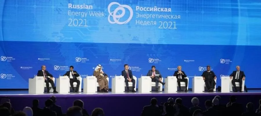 В ходе РЭН-2021 А. Новак провел ряд важных встреч