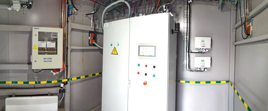Отсек САУ комплектной установки газоподготовки Отсек САУ комплектной установки газоподготовки