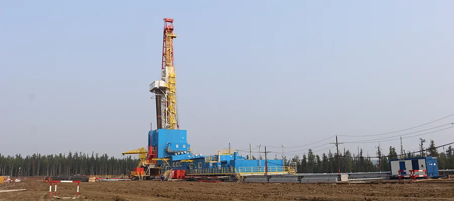 Буровая установка, ведущая эксплуатационное бурение K2_01.jpg